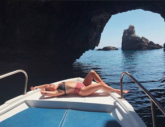emma-marrone-vacanze-sicilia(2)