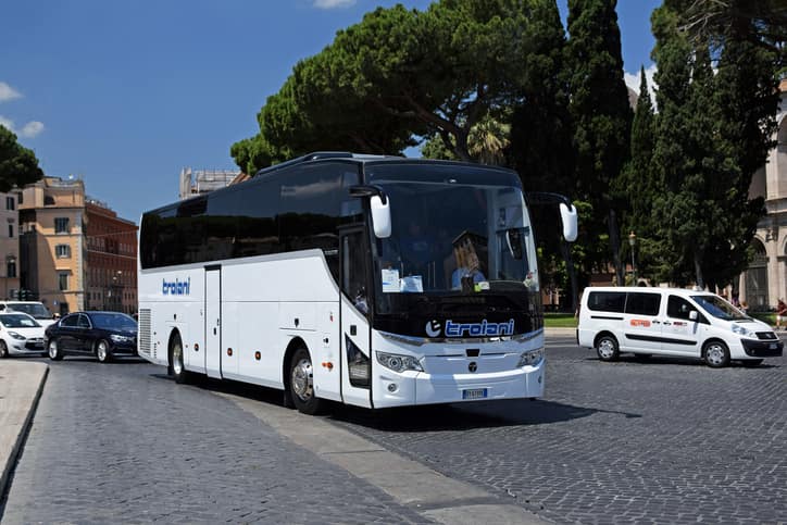 bus turistici