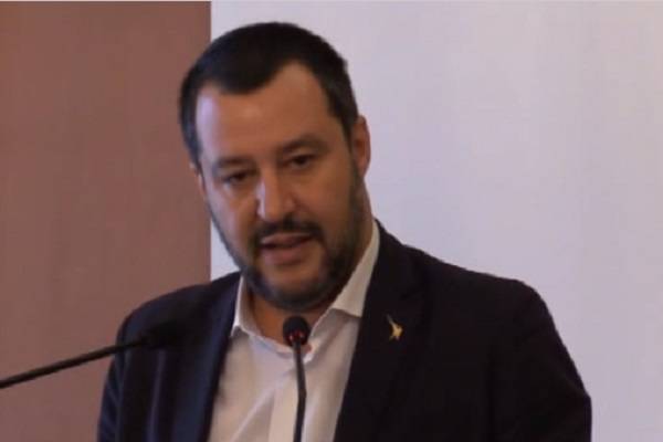 Matteo Salvini una preferenza su cinque in Campania