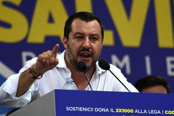 Salvini e Lega volano nei sondaggi