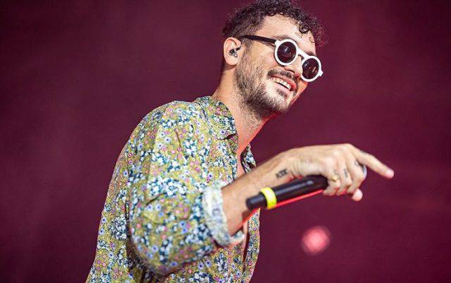 Chi è Il Cantante Più Famoso Al Mondo