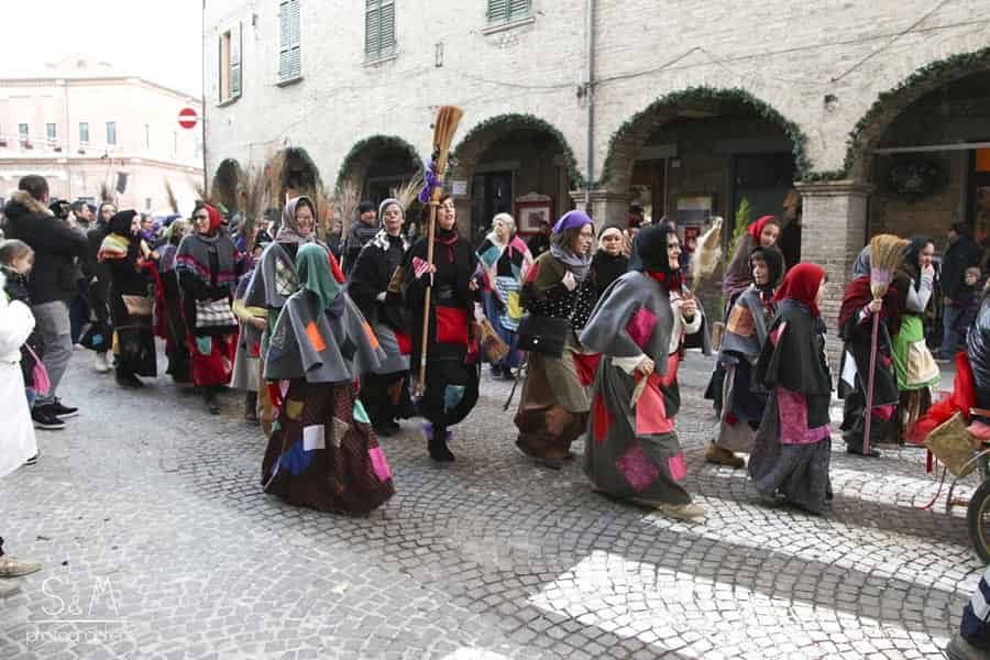 festa della befana di urbania