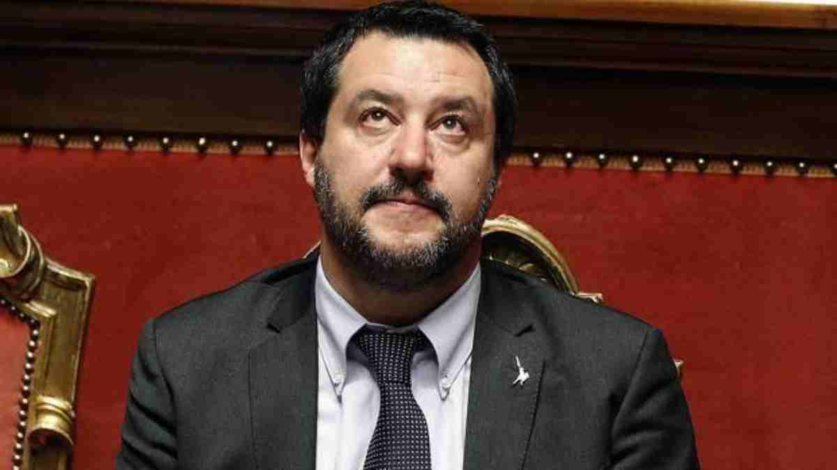 salvini insegnante sospesa