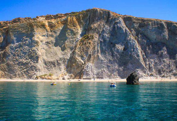 ponza spiaggia chiaia di luna