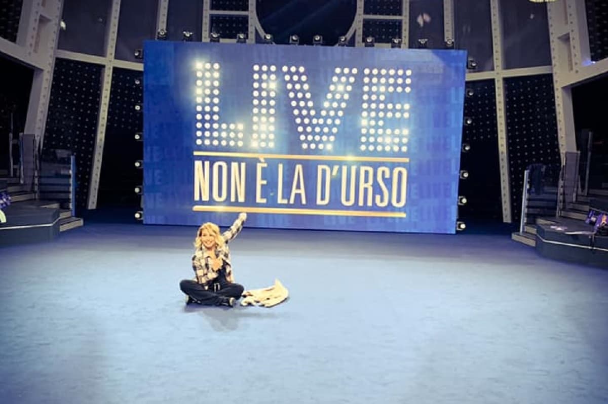 Live non è la D’Urso puntate