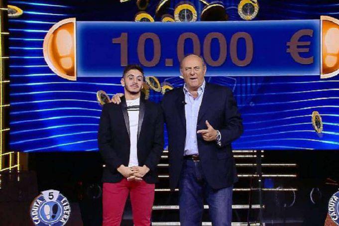 Cosa C è Questa Sera Su Canale 5