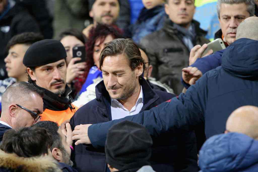 Roma, arriva la svolta: Francesco Totti sarà direttore tecnico