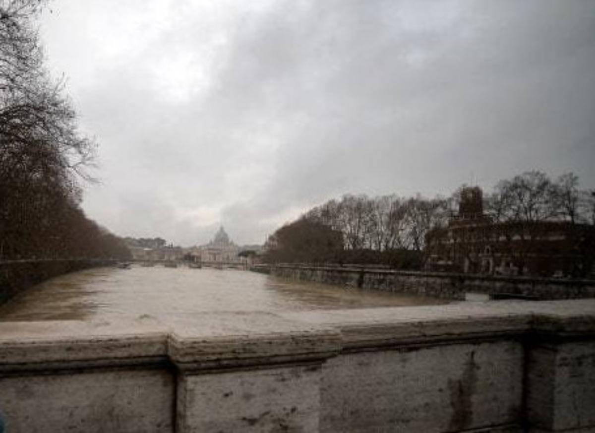 ragazzo morto lungotevere