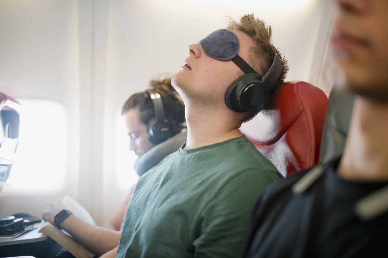 addormentarsi aereo