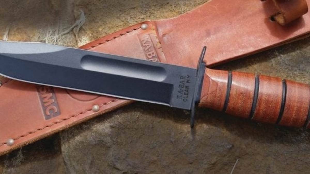 Carabiniere ucciso, si può portare un coltello da combattimento in aereo ?