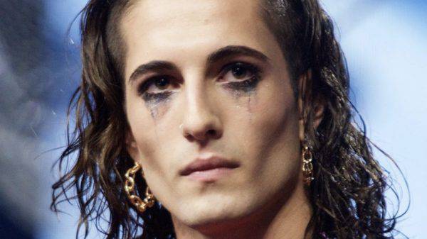 Damiano David Fidanzata : Chi E La Sexy Fidanzata Di Damiano Dei Maneskin Ha Sofferto Di Vulvidinia Oggi Mostra Il Cu O Su Instagram E Fa La Femminista Guastafeste : Damiano david ha una fan speciale che, da quasi quattro anni, lo supporta in ogni sua mossa.