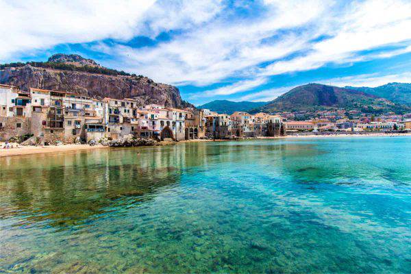 sicilia spiagge chiuse ferragosto