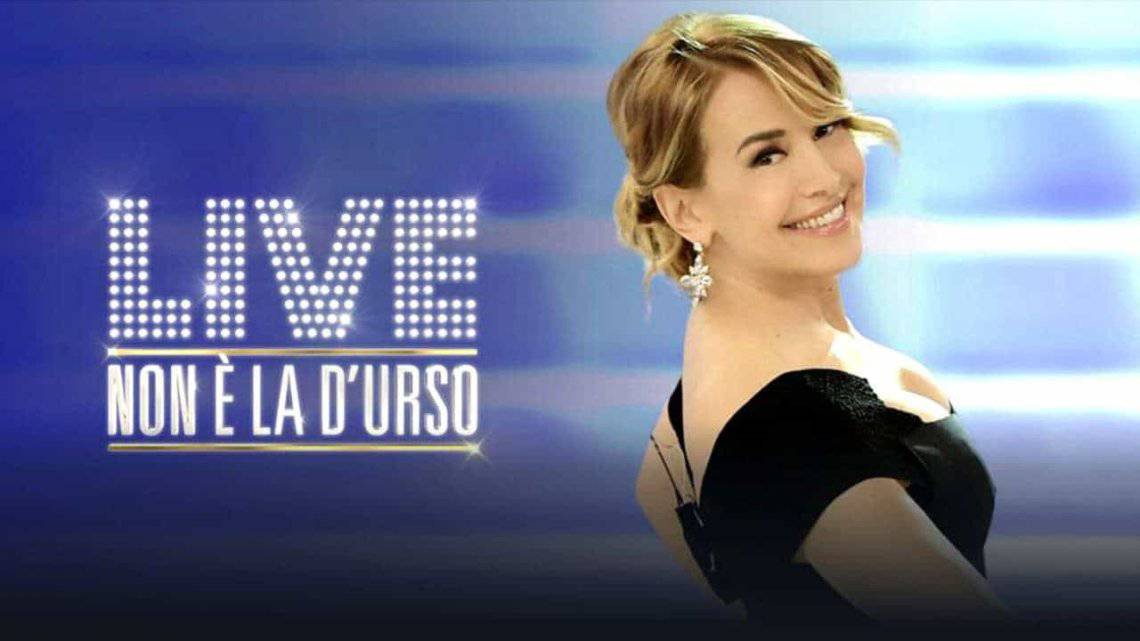 Banner ufficiale dello show. Credits: Mediaset