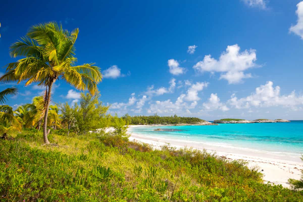 https://www.viagginews.com/wp-content/uploads/2020/01/eleuthera-bahamas-id475186980-min.jpg