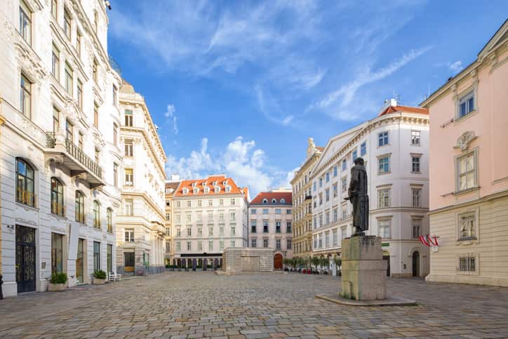 judenplatz vienna tour a piedi