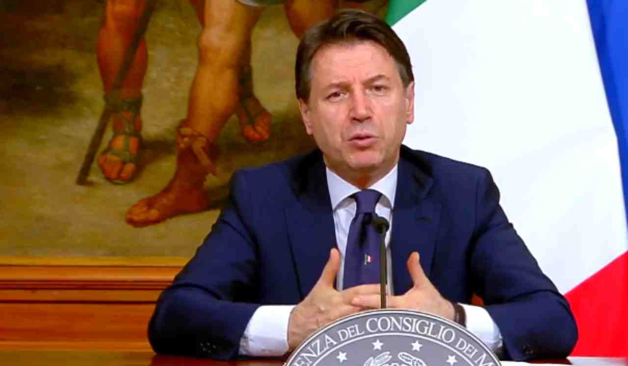 Giuseppe Conte conferenza stampa Fase 2