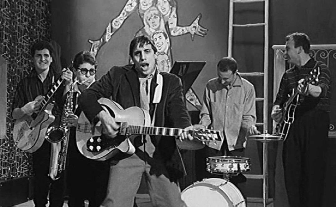 Dove è nato Adriano Celentano e perché la Via Gluck è così importante?