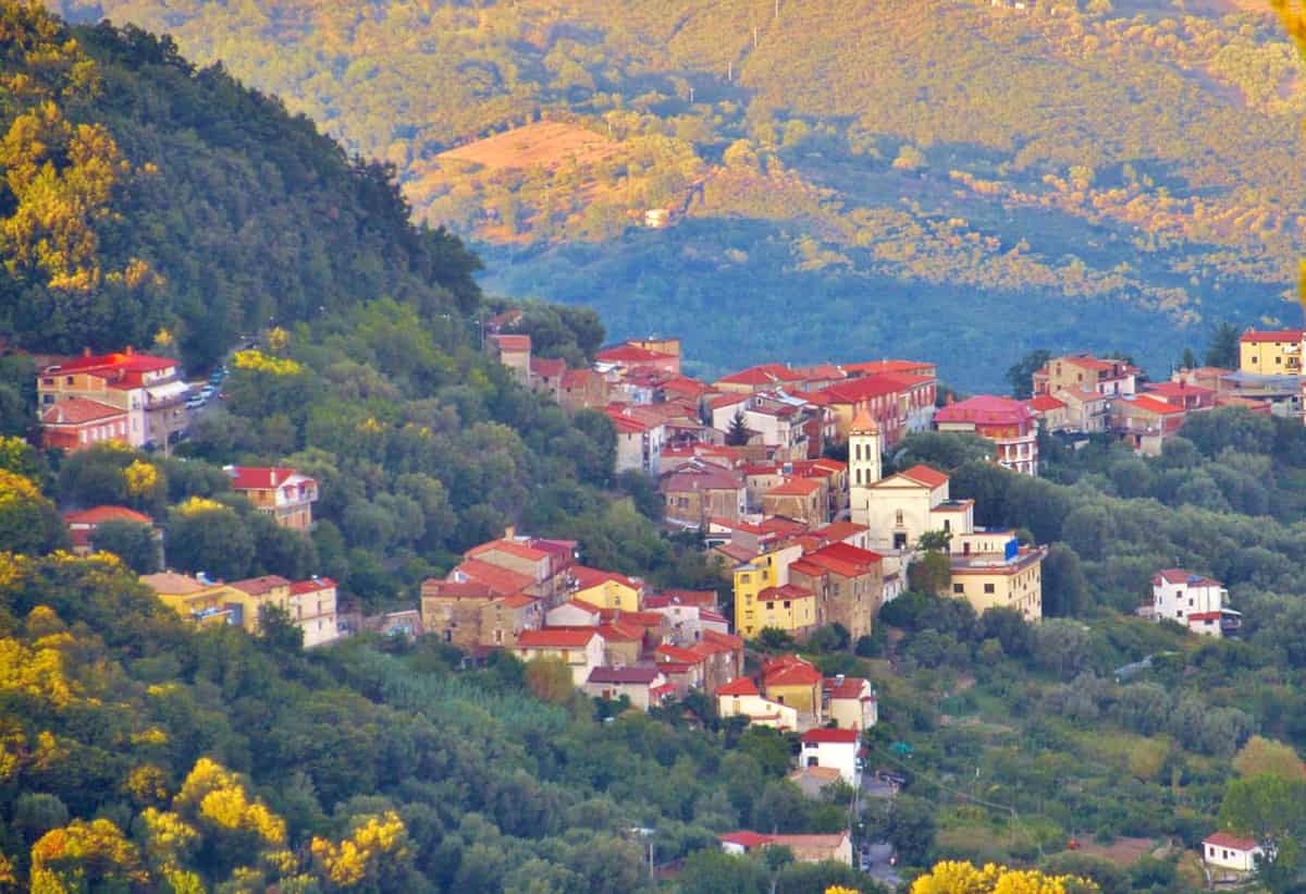 vacanze 2 euro borgo cilento