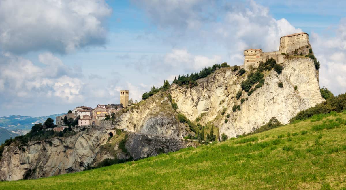 vacanze italia borghi emilia romagna