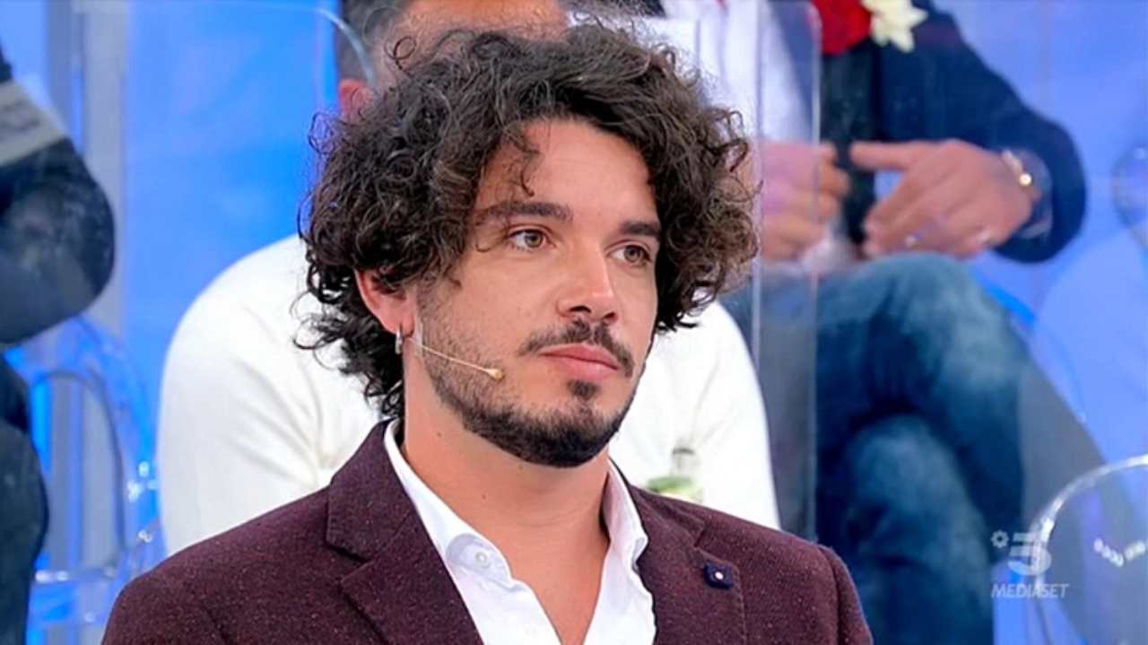 Numero Per Partecipare A Uomini E Donne