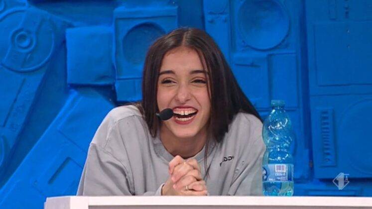 Giulia Stabile Incinta Chi E Il Padre