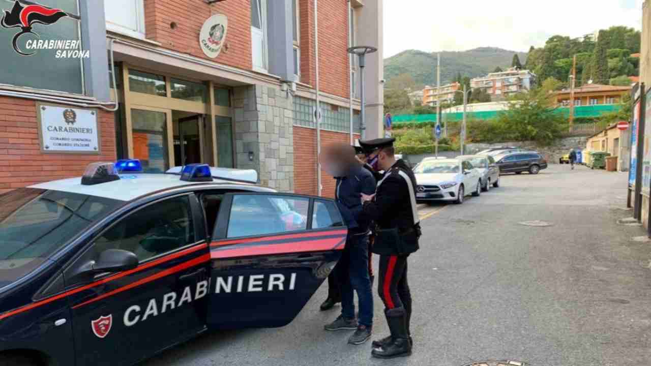 ragazza uccisa patrigno Savona