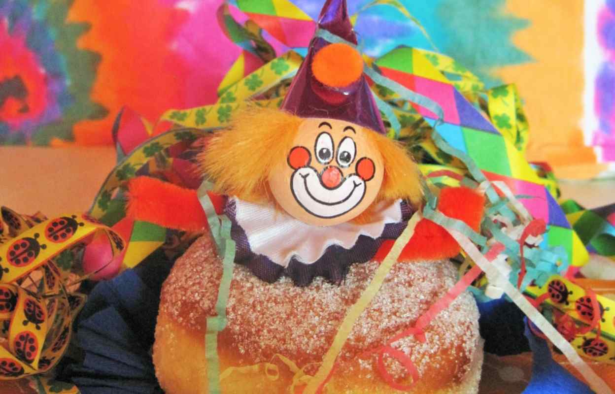 I Bomboloni sono uno dei dolci tradizionali del Carnevale