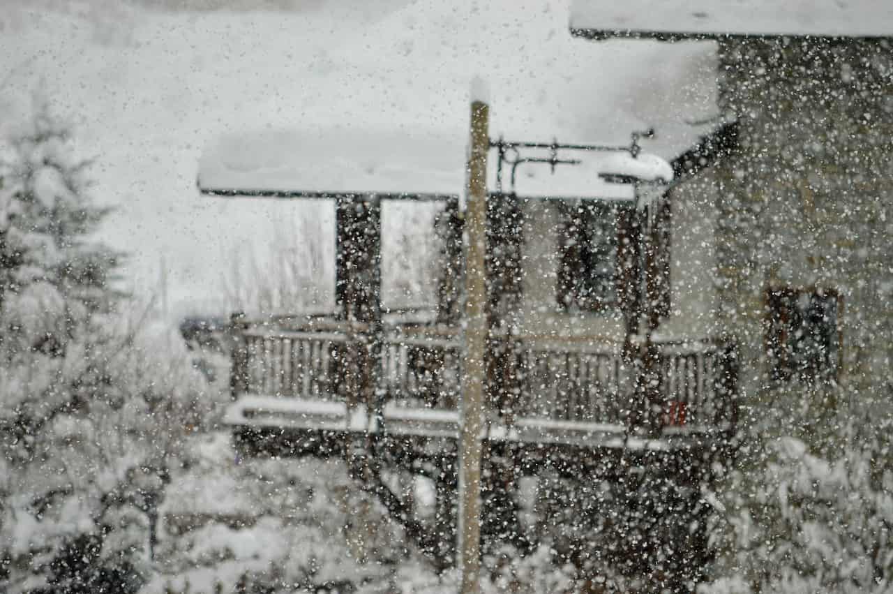 Meteo weekend 22-24 gennaio: rovesci e nevicate, le previsioni meteo weekend 22-24 gennaio