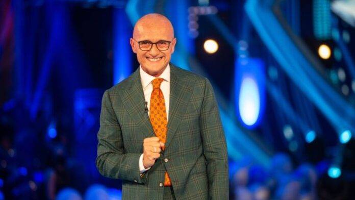 Perché Alfonso Signorini Ha Una Cicatrice In Testa