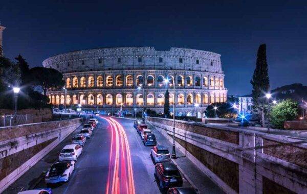 Il Colosseo da un'altra prospettiva luoghi romantici Roma