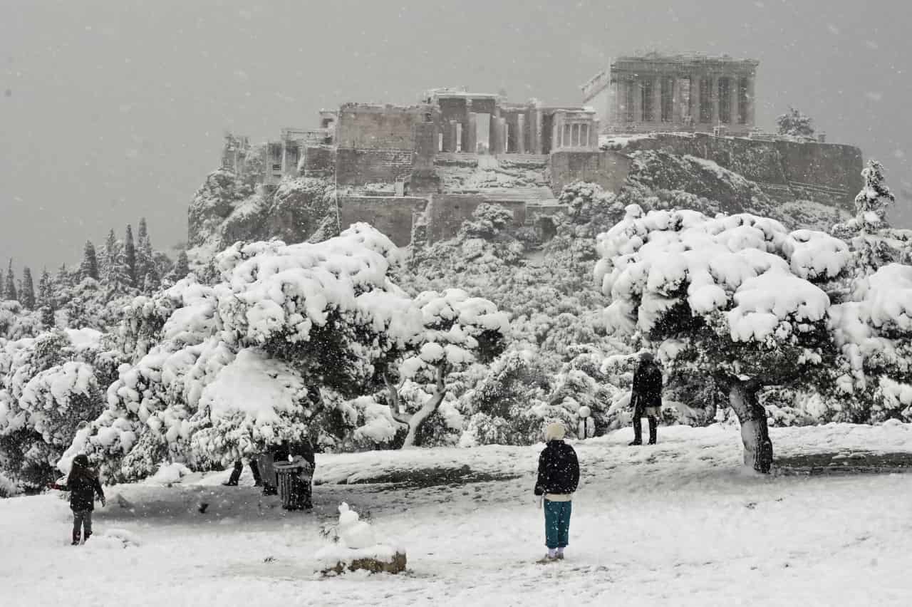 neve grecia atene foto