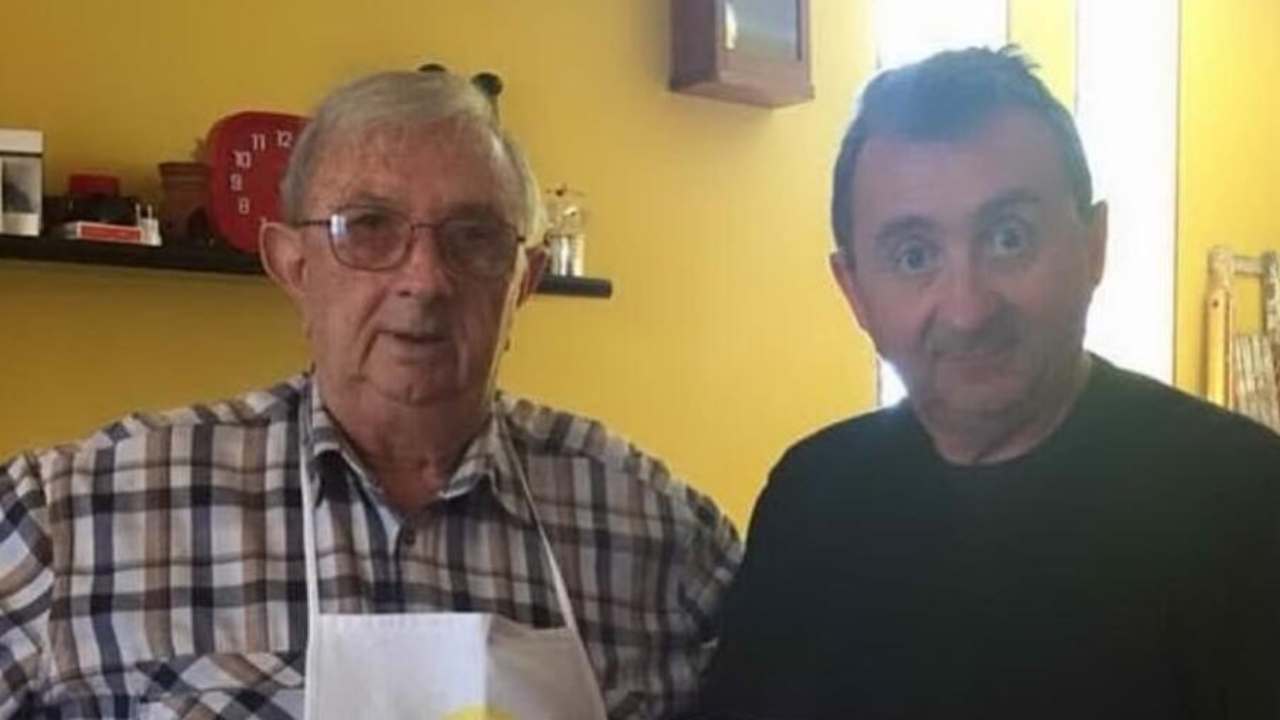 Vito Con I Suoi Mamma Paola E Morta