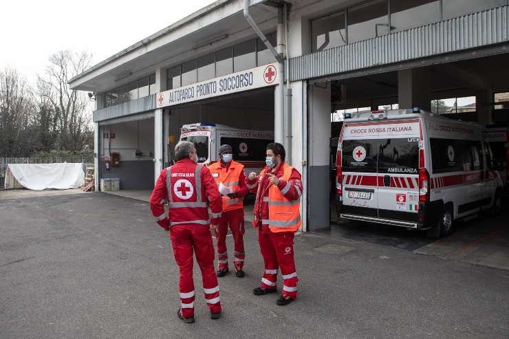 Ambulanza ragazza