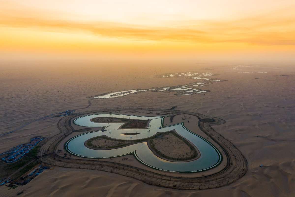 Laghi a forma di cuore nel mondo: Lake Heart Dubai