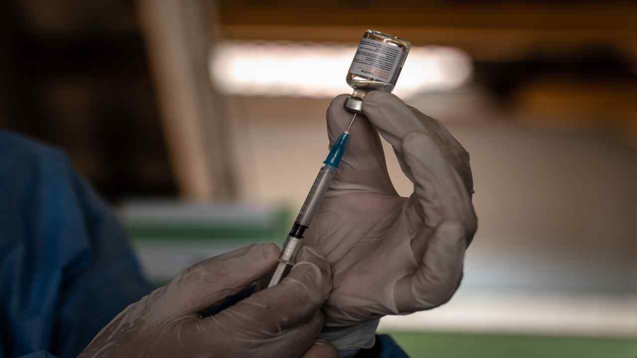 vaccino Covid piano contagi