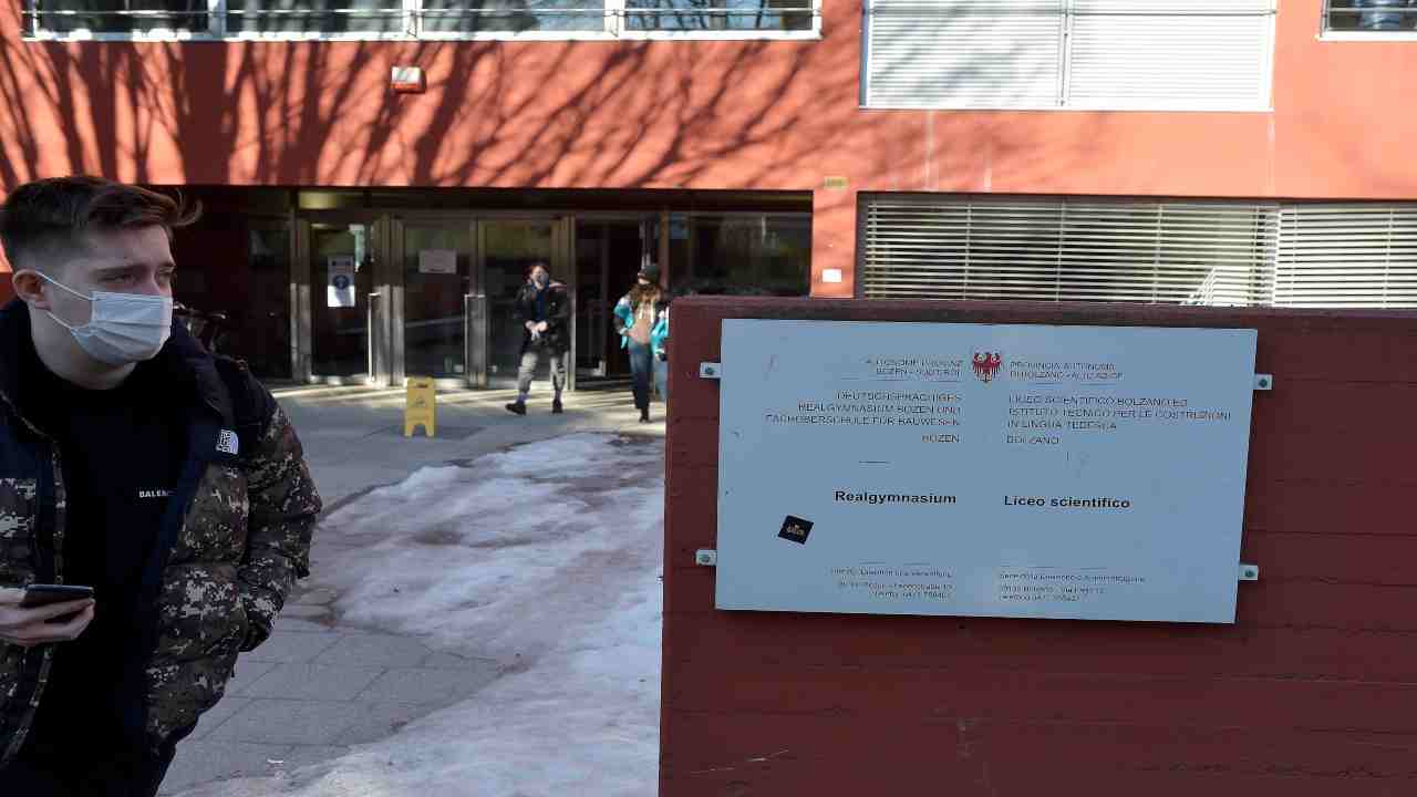 Variante sudafricana in Italia, ufficiali le prime due vittime: dove è successo Variante sudafricana in Italia, ufficiali le prime due vittime: dove è successo