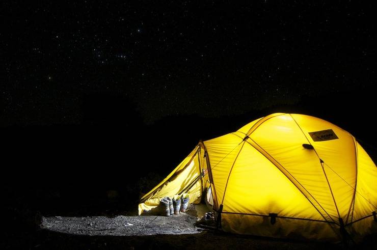 Dormire meglio grazie al campeggio