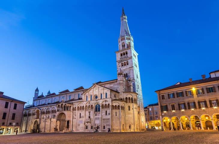 Modena, regina dell'enogastronomia: si mangia bene e c'è tanto da vedere Modena