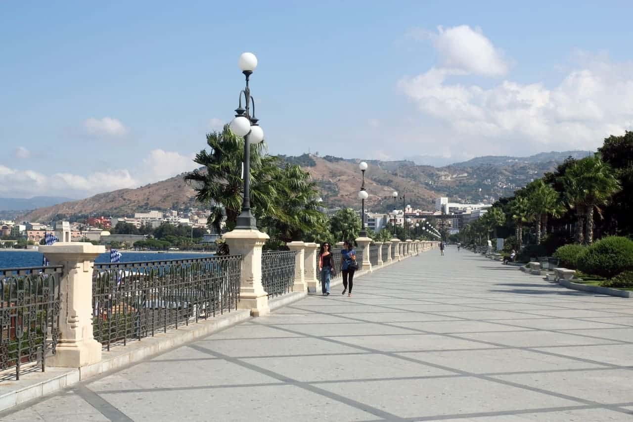 Il Lungomare Falcomatà a Reggio Calabria