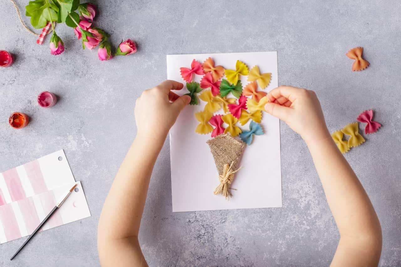 Idee regalo Festa della Mamma fai da te: lavoretti fatti a mano