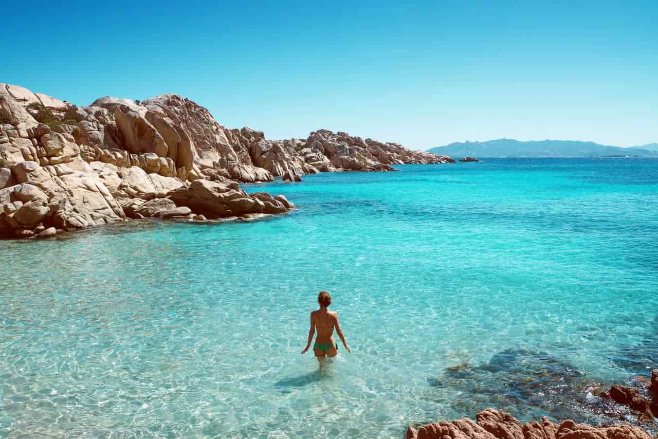 Acqua cristallina e natura incontaminata, sono le isole de La Maddalena Cala Coticcio