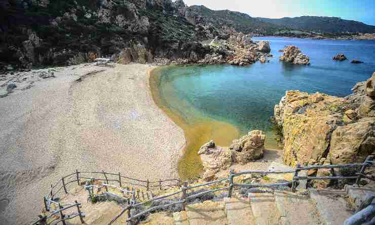 La spiaggia di Platamona è facile da raggiungere spiaggia più lunga