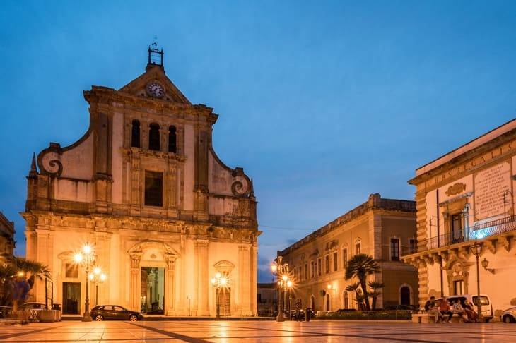 Augusta in Sicilia, qui case a 1 euro da ristrutturare La Chiesa Barocca di Augusta,