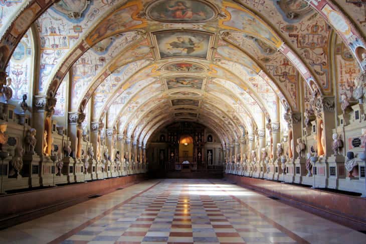 Gli interni del Palazzo Reale di Monaco di Baviera Monaco di Baviera, il palazzo Reale