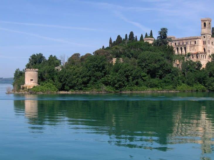 Il Lago Trasimeno in Umbria isola Maggiore al Lago Trasimeno