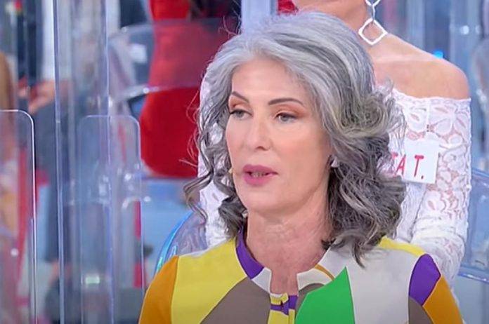 Isabella Uomini E Donne è Un Uomo