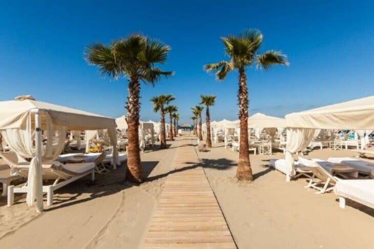 Lo stabilimento balneare più costoso d'Italia Twiga