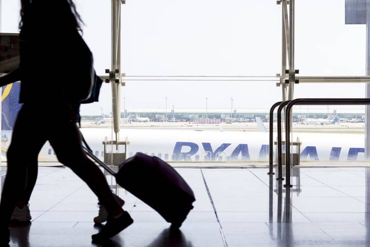 Bagaglio a mano in cabina o imbarcarlo in stiva? Cosa conviene con Ryanair trolley ryanair