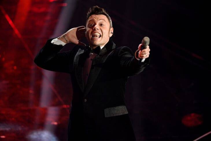 Tiziano Ferro è tornato in Italia: è molto legato alla sua famiglia tiziano ferro
