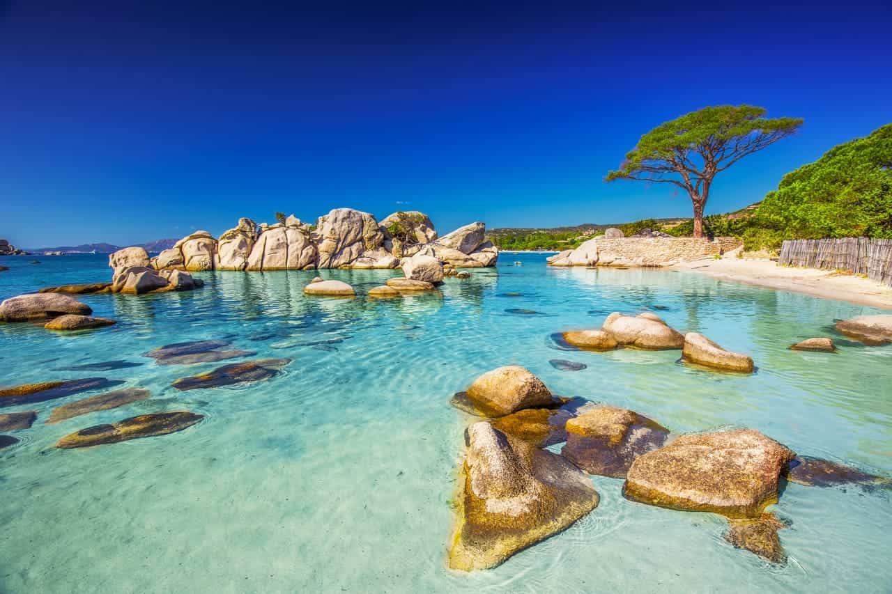 perché andare vacanza corsica